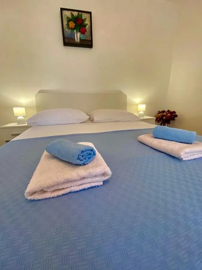 Porat Apartment Starigrad Paklenica