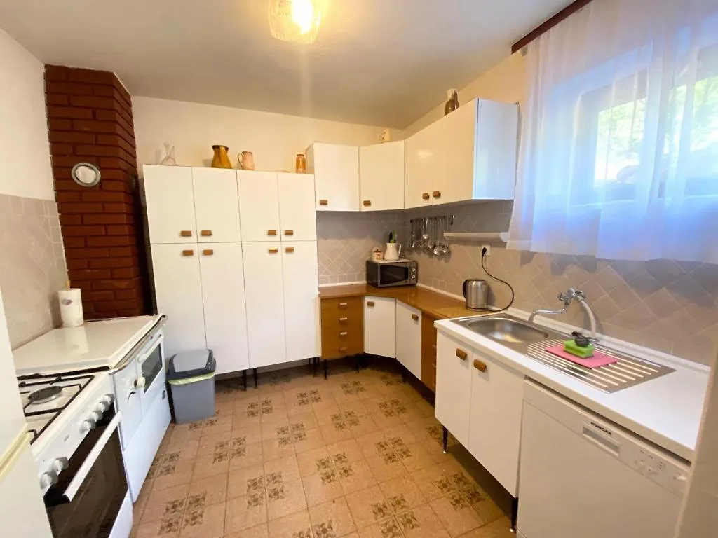 Porat Apartment Starigrad Paklenica